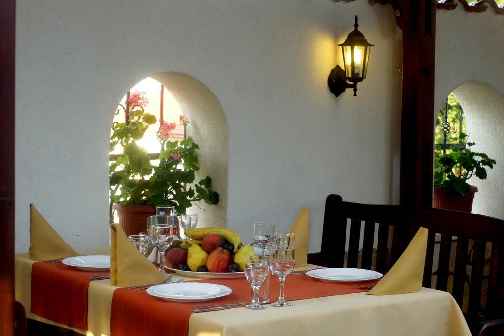 Family Hotel St. Constantine And Helena Ivaylovgrad Luaran gambar