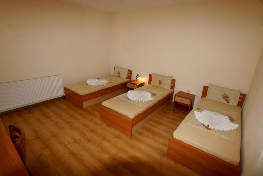 Family Hotel St. Constantine And Helena Ivaylovgrad Bilik gambar